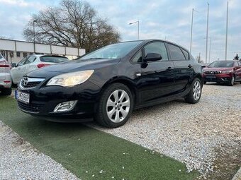 Opel Astra 1.4 benzín, 74kW, MT/5, rok:06.2011.