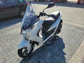 Yamaha Majesty 125