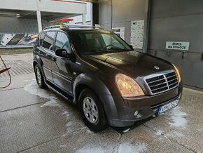 Ssangyong Rexton RX270