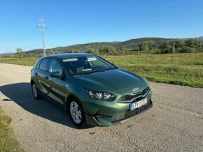 Kia Ceed 1,0 T-GDi r.22 SILVER PACK v ZÁRUKE