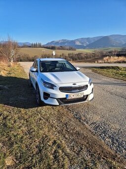 Kia xceed 1.4 tgdi 7 stupňový automat  benzin