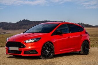 Ford Focus 2.0 EcoBoost ST R - 1