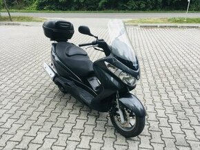 Suzuki Burgman UH125