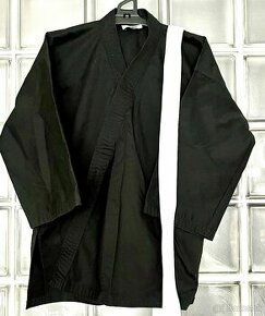 Cierne kimono pre zaciatocnikova