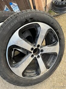 Mercedes Benz GLC 250 elektrony 2ks 235/55 R19