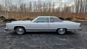 Lincoln Continental Town Coupé (1979)