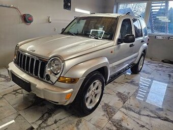 JEEP CHEROKEE 2.8 CRD LIMITED