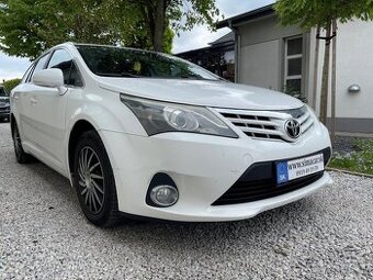 Toyota Avensis Combi, Mesačne: 69€