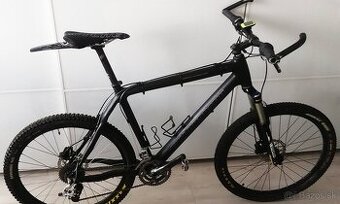 Predám karbónový horský bicykel XL v TOP stave