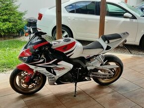 Honda cbr 1000rr