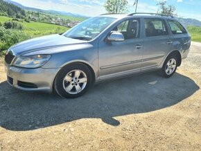 Rozpredám na diely Škoda Octavia 2, 1.6 tdi, 77 kW, CAYC