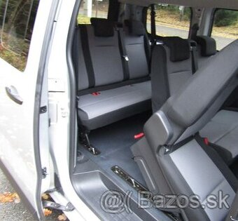 Renault Trafic 1.6dCi 9 miest