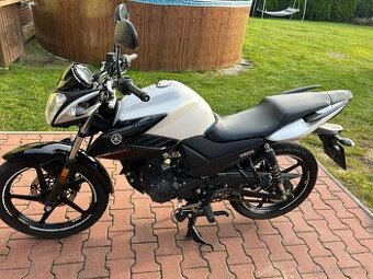 Yamaha ys 125