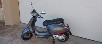 Vespa sprint primavera 50 rv 2022 4900.km