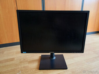 Monitor 24" Samsung S24C450BW - 1