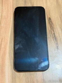 Predám Apple iPhone 14 128GB Black známky používania