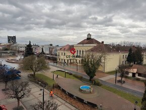 Predaj 3-izbového podkrovného bytu v centre mesta