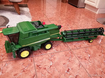 Predám Bruder Kombajn John Deere