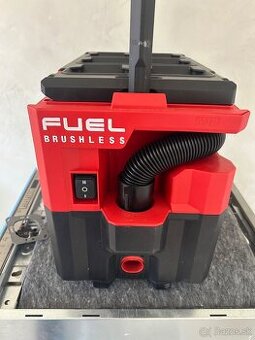 M18 FUEL ™ PACKOUT ™ mokrý / suchý vysávač