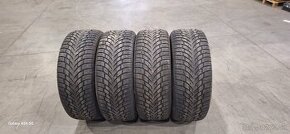 Volkswagen Touareg Nokian 255/55 R19 - 1