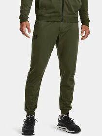 Nohavice Under Armour SPORTSTYLE TRICOT JOGGER - 1