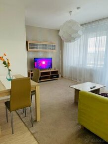 Prenajmem 2 izbový, klimatizovaný byt v Michalovciach