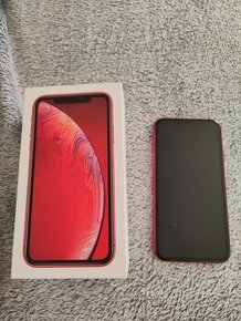 iPhone xr 64gb červený