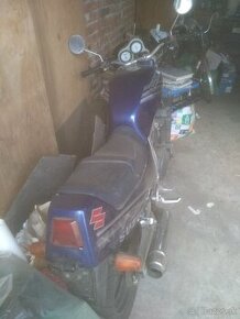 Predám Suzuki gsxr 1100 bez tp