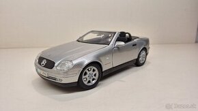 1:18 MERCEDES-BENZ SLK 230