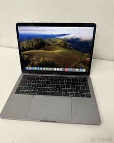 MacBook Pro 13 2019