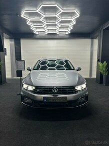 Volkswagen Passat R-line Variant 2.0tdi 147kw 2021 1majiteľ