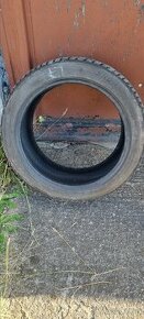 Zimné pneumatiky 235/45 r18