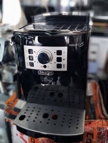 Delonghi Magnifica S 2ročný po generálke