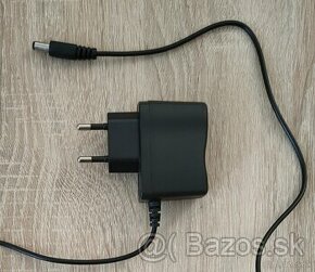 Napajaci adapter 12V 1A