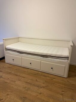 Rozkladacia postel Ikea Hemnes