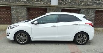 Hyundai I30 1,6 GDI 99 KW automat