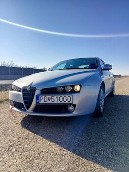 Alfa Romeo 159