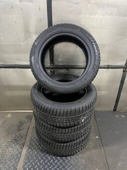 Pirelli Sottozero 3 215/55R17