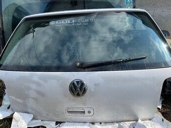 Zadne kufrove dvere vw golf 4