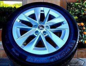 alu R17 5x112, letné pneu 205/55, orig. nová Škoda Octávia - 1