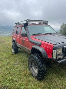 Predám jeep cheroke 2.5 xj disel