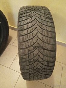 Predám 2ks zimné pn.205/55r16 Bridgestone - 1