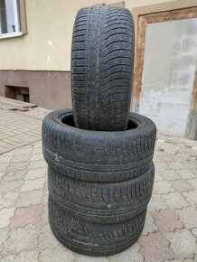 Predám preumatiky 245/45r17 zimne