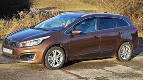 Kia Ceed SW Platinum - 1