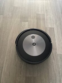 iRobot Roomba j7