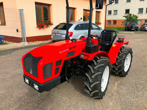 Malotraktor AGT 960 R - otočné pracovisko, 50 HP