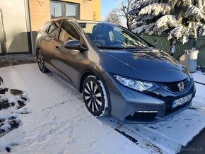 Honda Civic Tourer 1.6 i-DTEC EXECUTIVE - 1