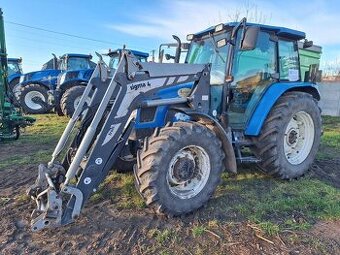 New Holland TL100A s čelným nakladačom