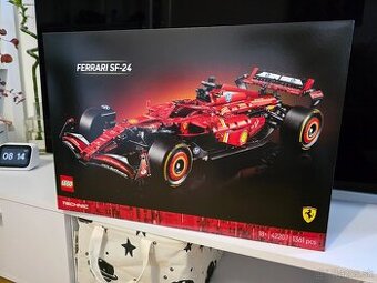 LEGO® Technic 42207 Auto Ferrari SF-24 F1