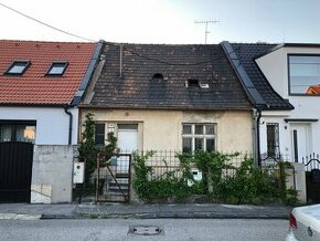  ZNÍŽENÁ CENA  RODINNÝ DOM - BRATISLAVA - RUŽINOV